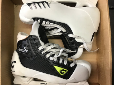 Graf 750 Goal Pro Goalie Skates - Black/Volt - Size 4.5 Junior - New