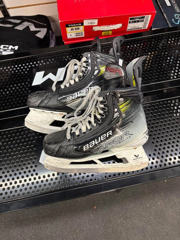Bauer Hyperlite 2 Hockey Skates